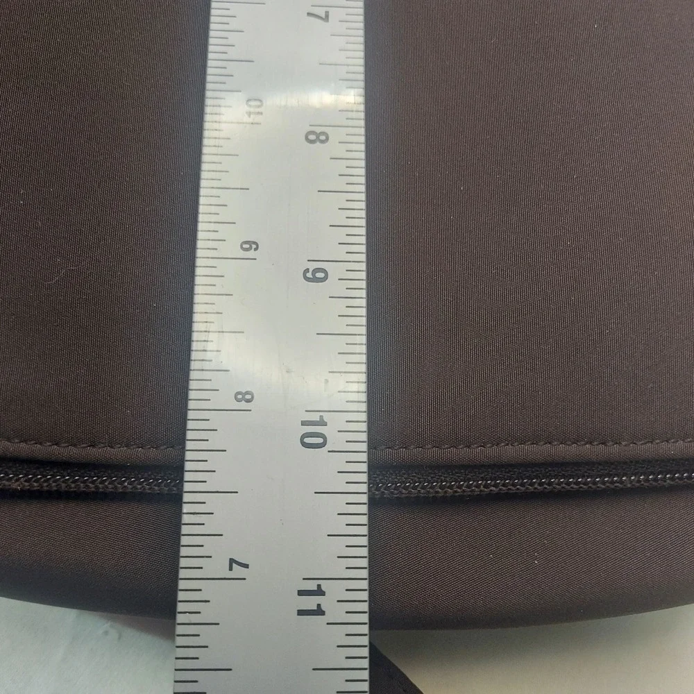 Hobo International Brown‎ Nylon Crossbody Bag Adjustable Strap Zip Pockets